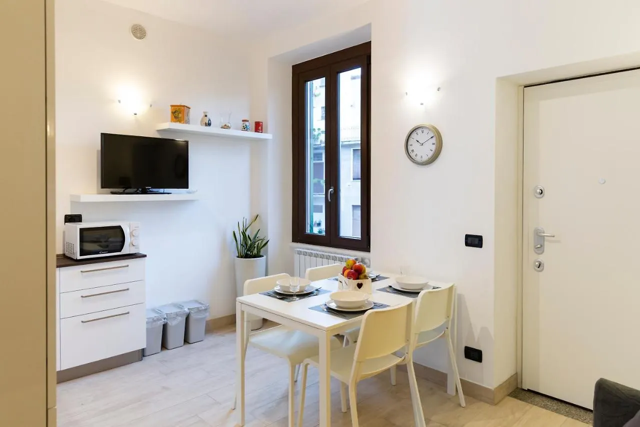 شقة Affori 4Ever - 2 Bedrooms ميلان